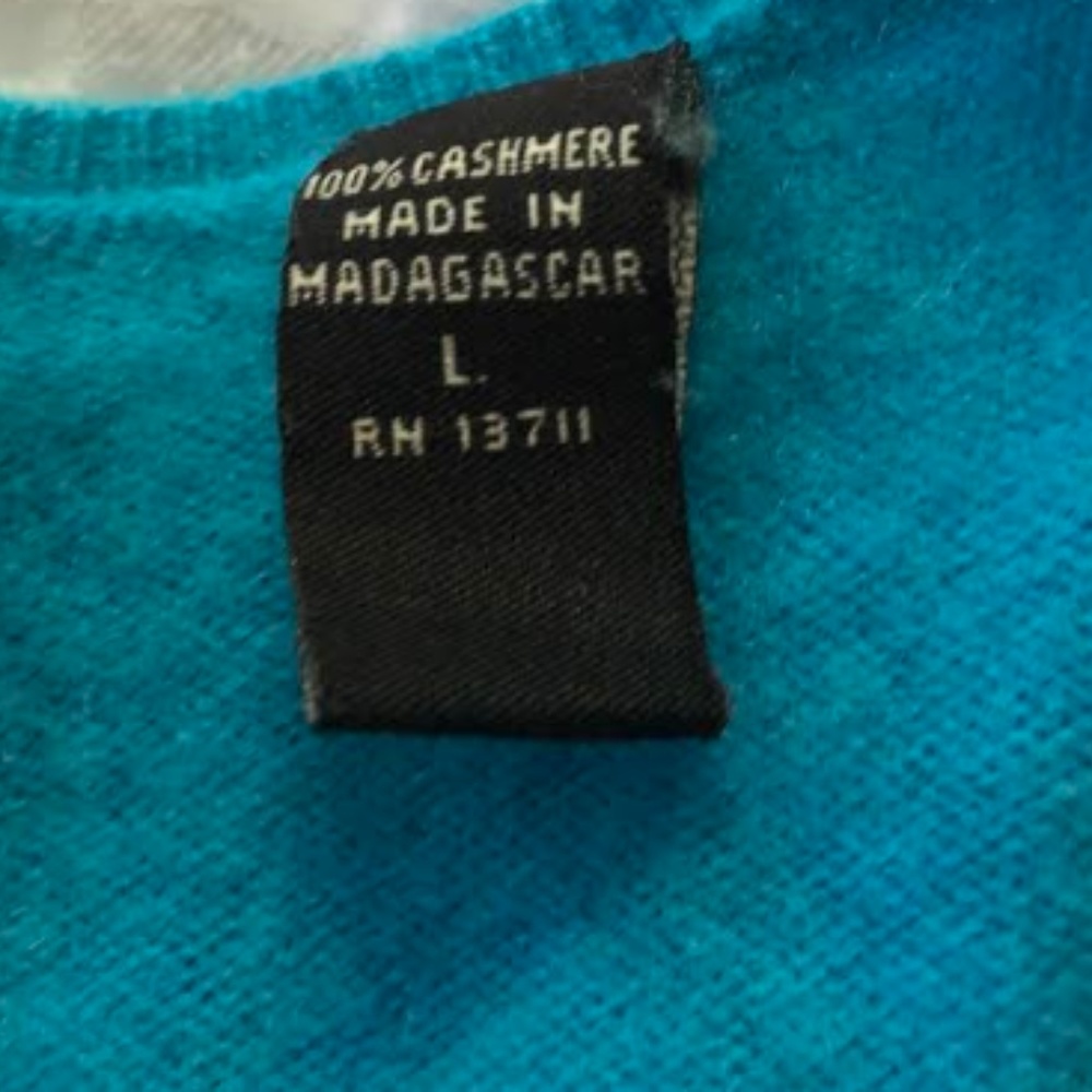 Valerie Stevens Cashmere Sweater - Picture 3 of 4